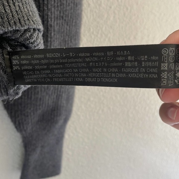 Zara Ribbed Cropped Sweater - Picture 4 of 7